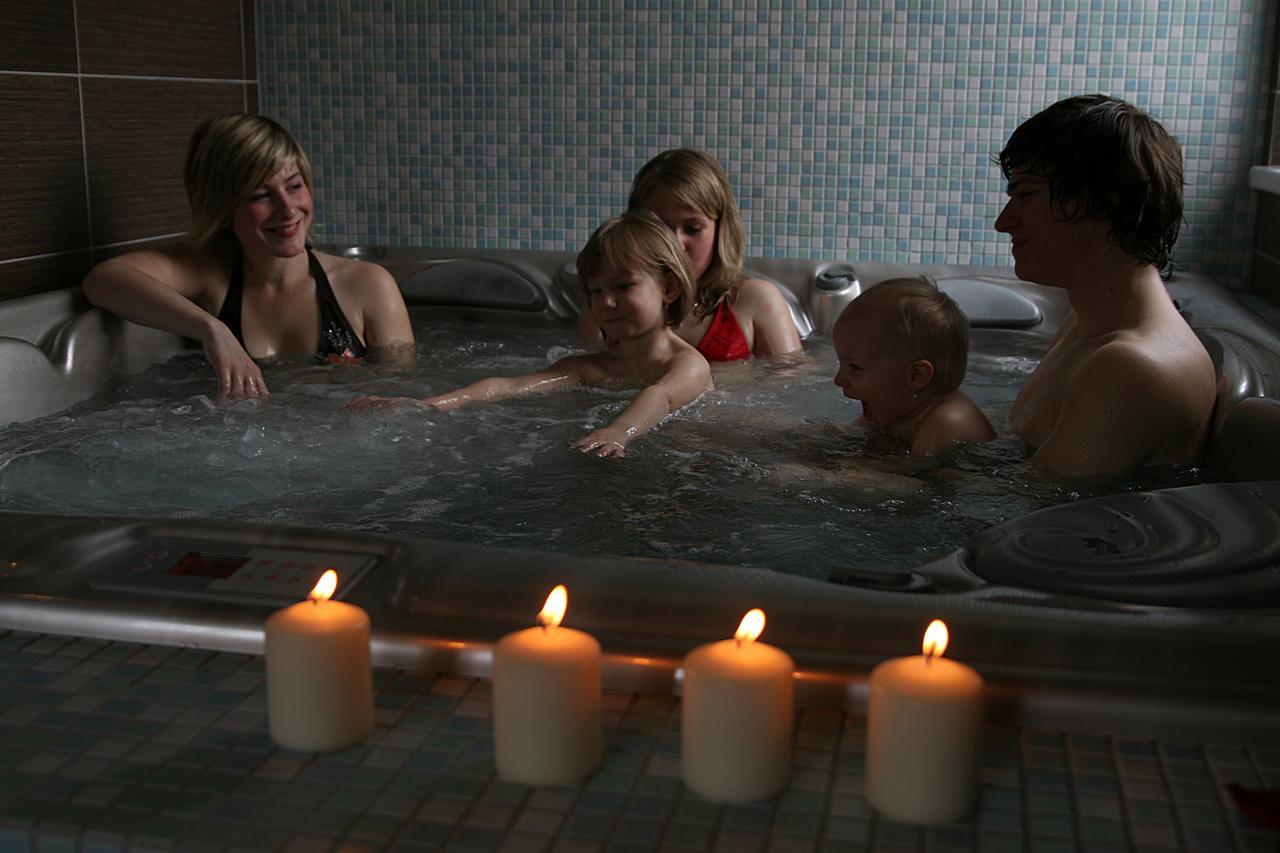 Penzion a relax centrum Andělka Hanusovice Bagian luar foto